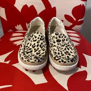 Hey Dude Lena Women’s Size 7 Leopard Print Slip-Ons